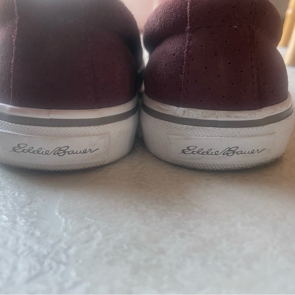 Eddie Bauer Shoes, Wine colour. Size 8 - Picture 2 of 5